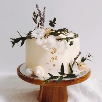 Preserved Rustic Floral Cake | Cake Delivery in Singapore