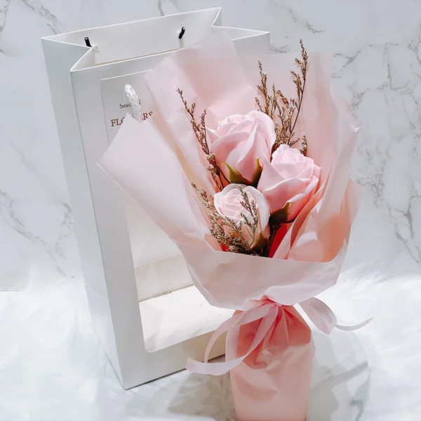 Blush Pink Rose Flower Bouquet | 21st Birthday Cake