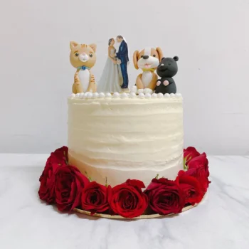 Red Roses Groom x Bride (Cats & Dogs) Wedding Cake | Best Customisation Cake Shop