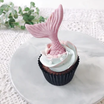Mermaid Ombré Swirl Cupcakes (Box of 12) | Best Bakery in Singapore