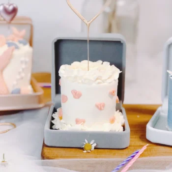Red Heart - Jewelry Mini Cake | Best Cake Shop