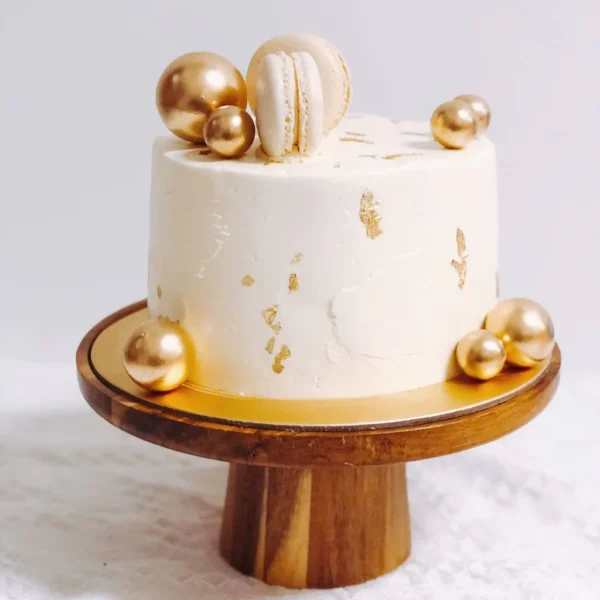 Minimalist Gold Ball x Macarons Cake | Best Birthday Cake