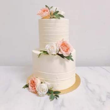 Ethereal Classic Flower Wedding Cake