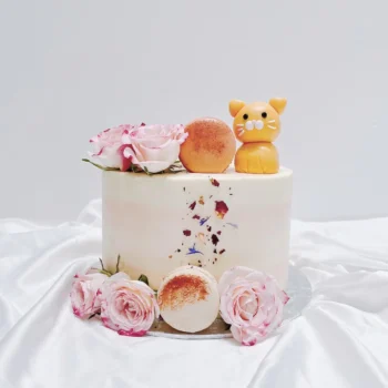 Rose Gold Floral Cat Cake