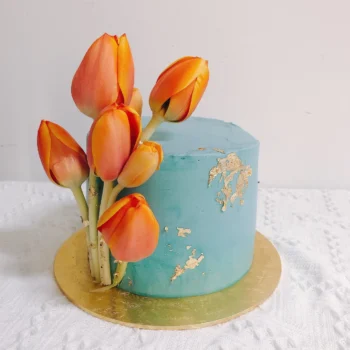 Tulip Turquoise Cake