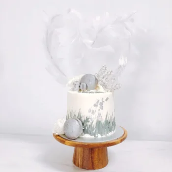 Silver Elegant Crown Feather Cake