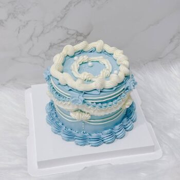 Baby Blue Vintage Pearl Cake