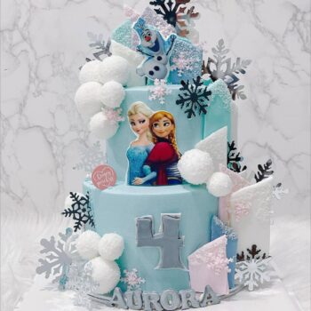 Frozen Snowflakes Cake