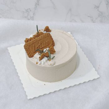 Mini Lotus Cookie Butter Cake