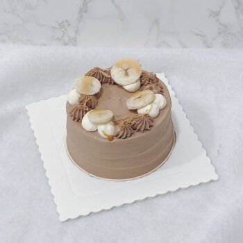 Mini Salted Caramel Chocolate Banana Cake