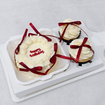 Red Ribbon Bento Cake + 2 Cupcake Set