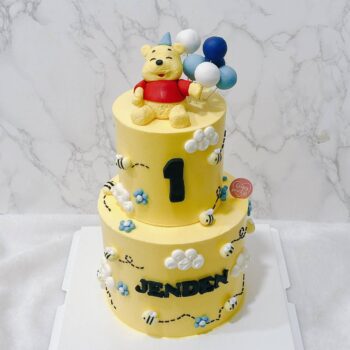Yellow Pooh Balloon Cake