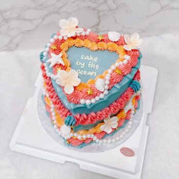 Ocean Seashell Pearl Cake (Heart Shape)