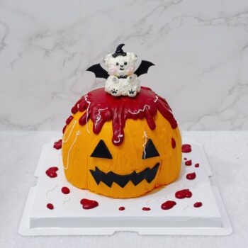 Pumpkin Halloween Cake